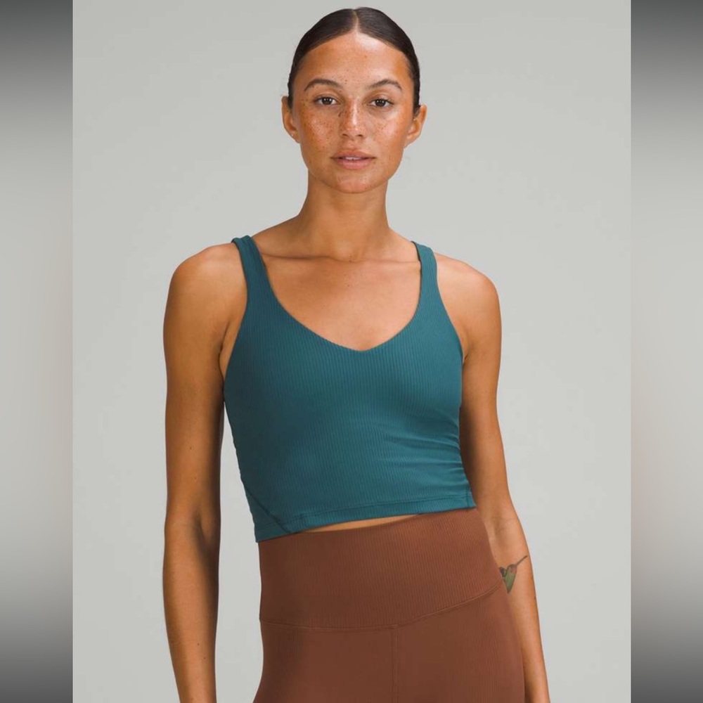 Lululemon Green Jasper color ribbed cropped align tank